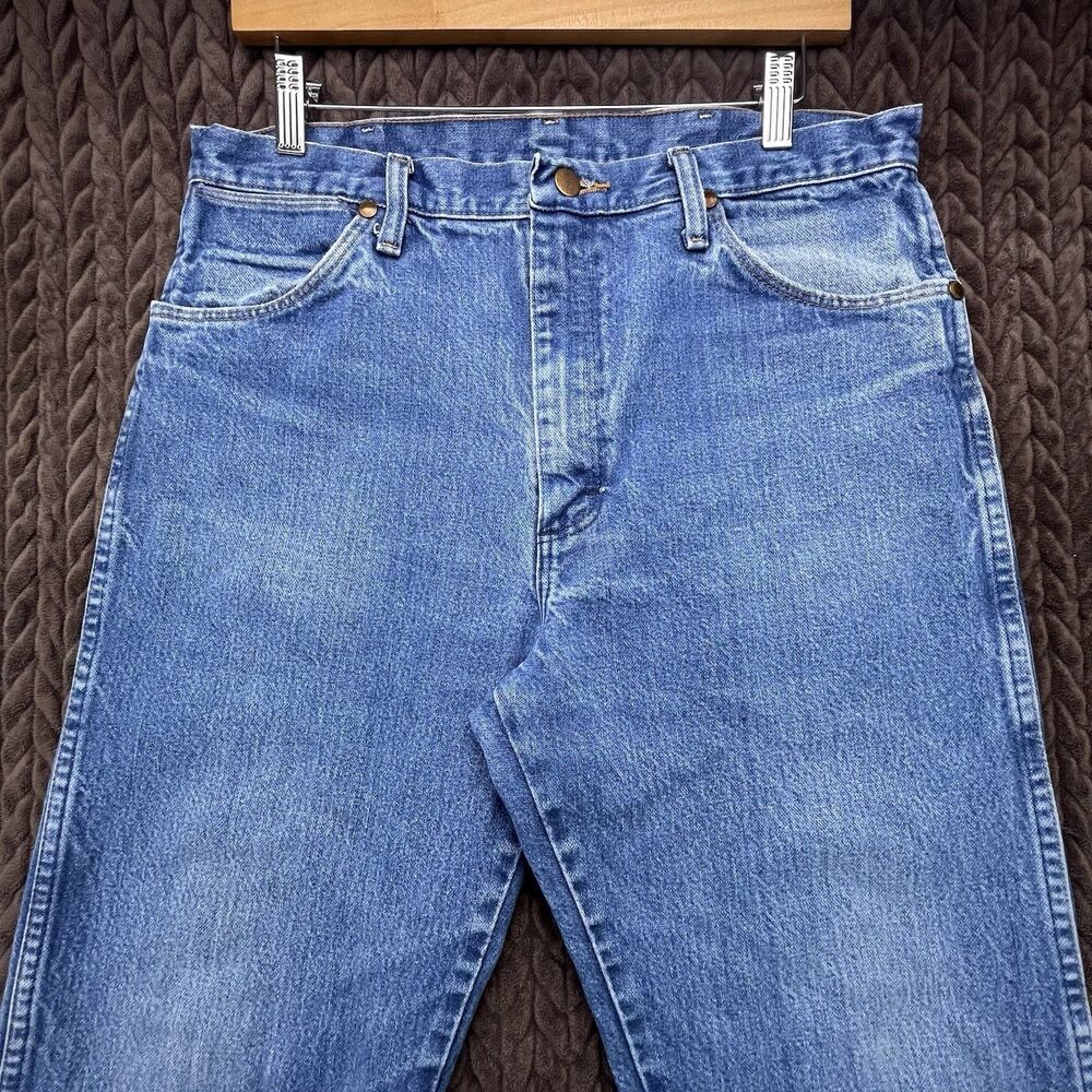 Vintage Wrangler Jeans Mens 34x32 Blue Denim Cowboy Cut Western Rodeo Workwear